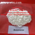 Benzocaine powder