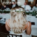 Elegant Wedding Hair and Makeup: Enhanci